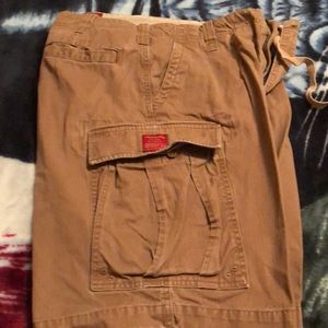 Abercrombie & Fitch Men’s 34 Cargo shorts